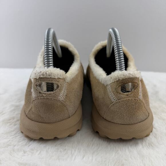 Skechers Go Walk Faux Fur Slip-On Women’s Size 8.5 Tan - Picture 3 of 8